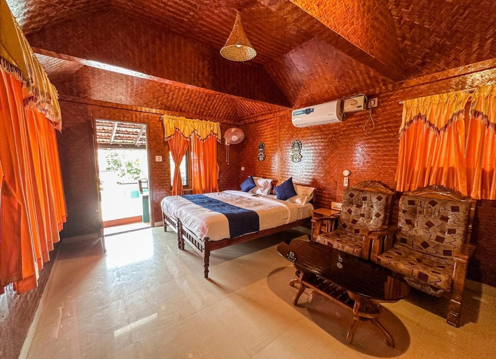Sajeev Home Stay Cherai Beach Exterior foto
