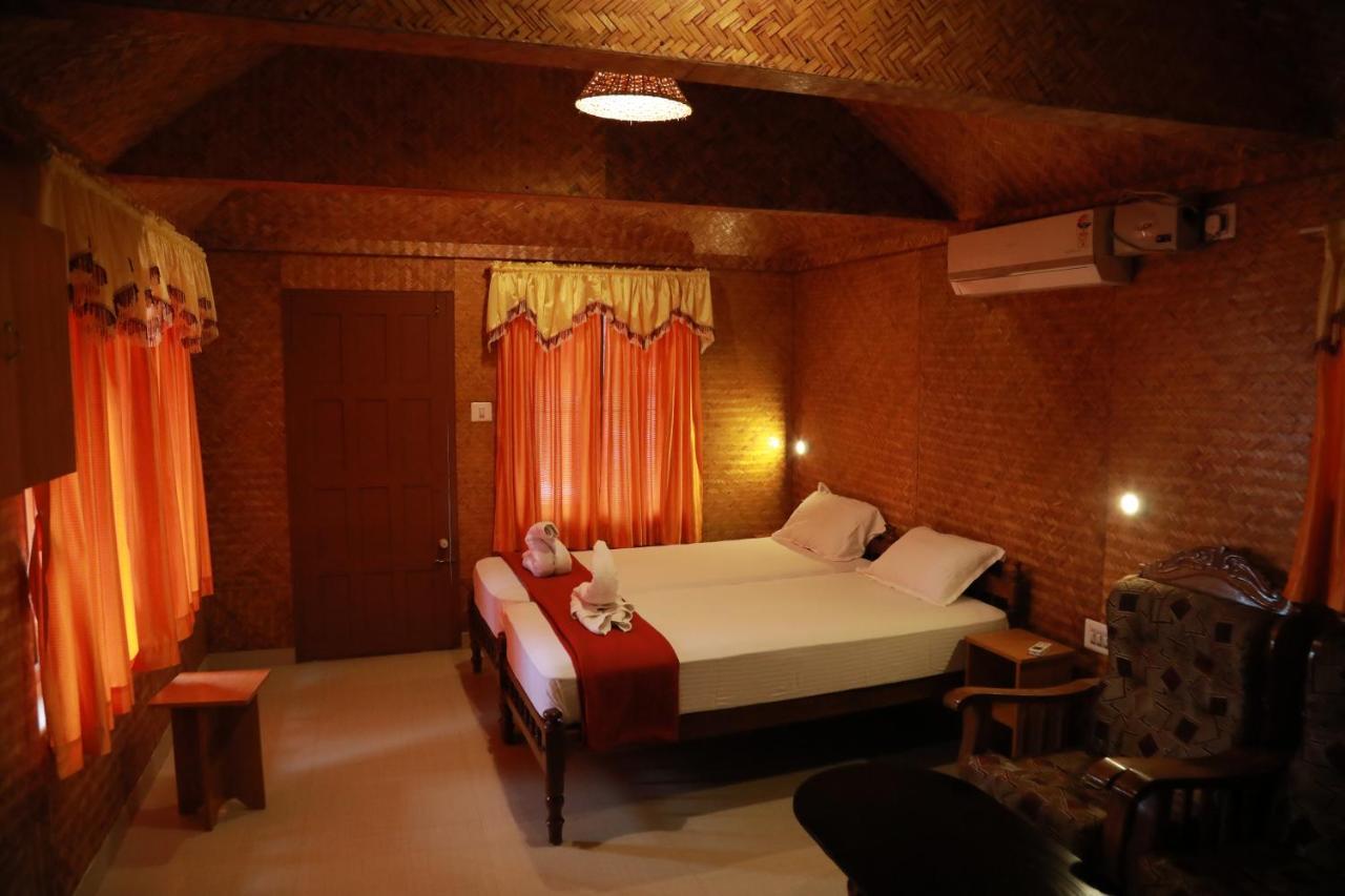 Sajeev Home Stay Cherai Beach Exterior foto